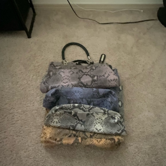 Cynthia Rowley genuine leather large totes. - Picture 3 of 3